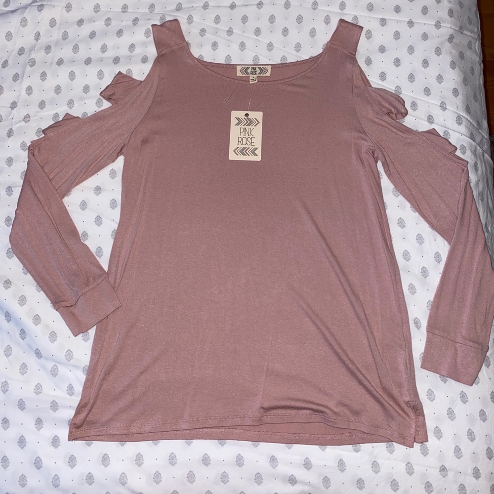 Pink rose tee - Picture 1 of 3